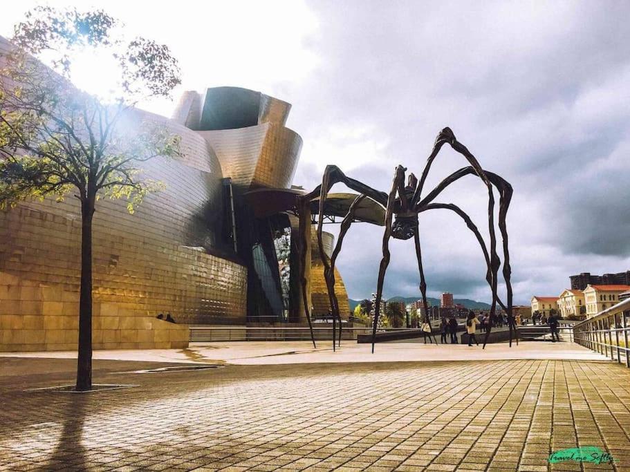 Cultura y gastronomía en el Casco Viejo Bilbau Exterior foto